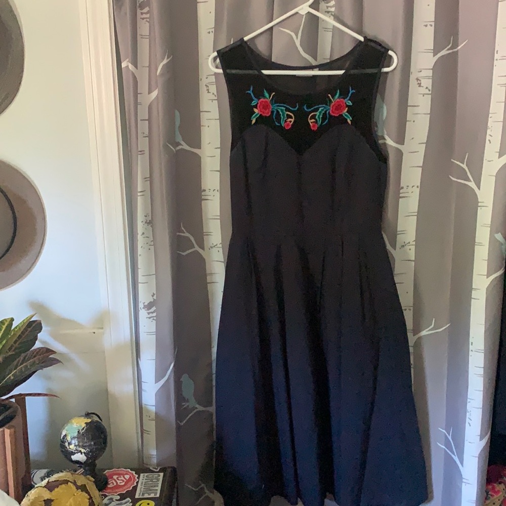 Eshakti Sweetheart illusion neckline dress